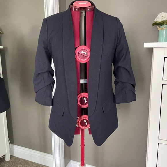 NWOT Reitmans Blazer with Gathered Sleeves - Picture 1 of 6